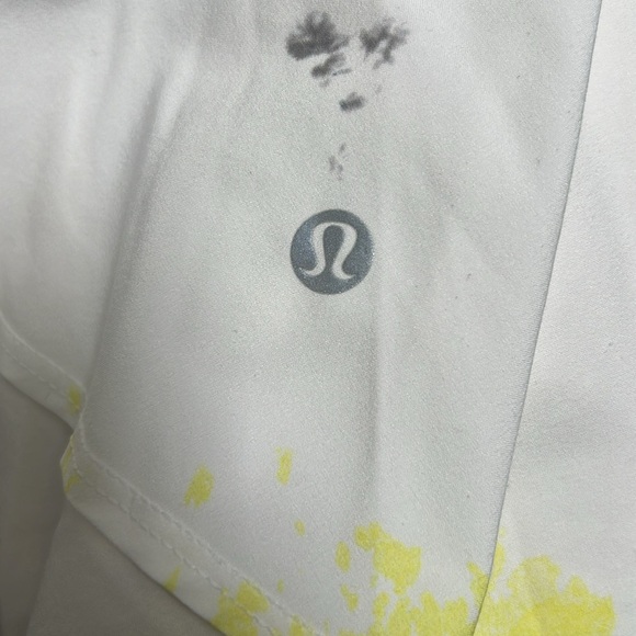 RARE Lululemon Athletica Court Rival White and Yellow Skirt - Picture 4 of 5